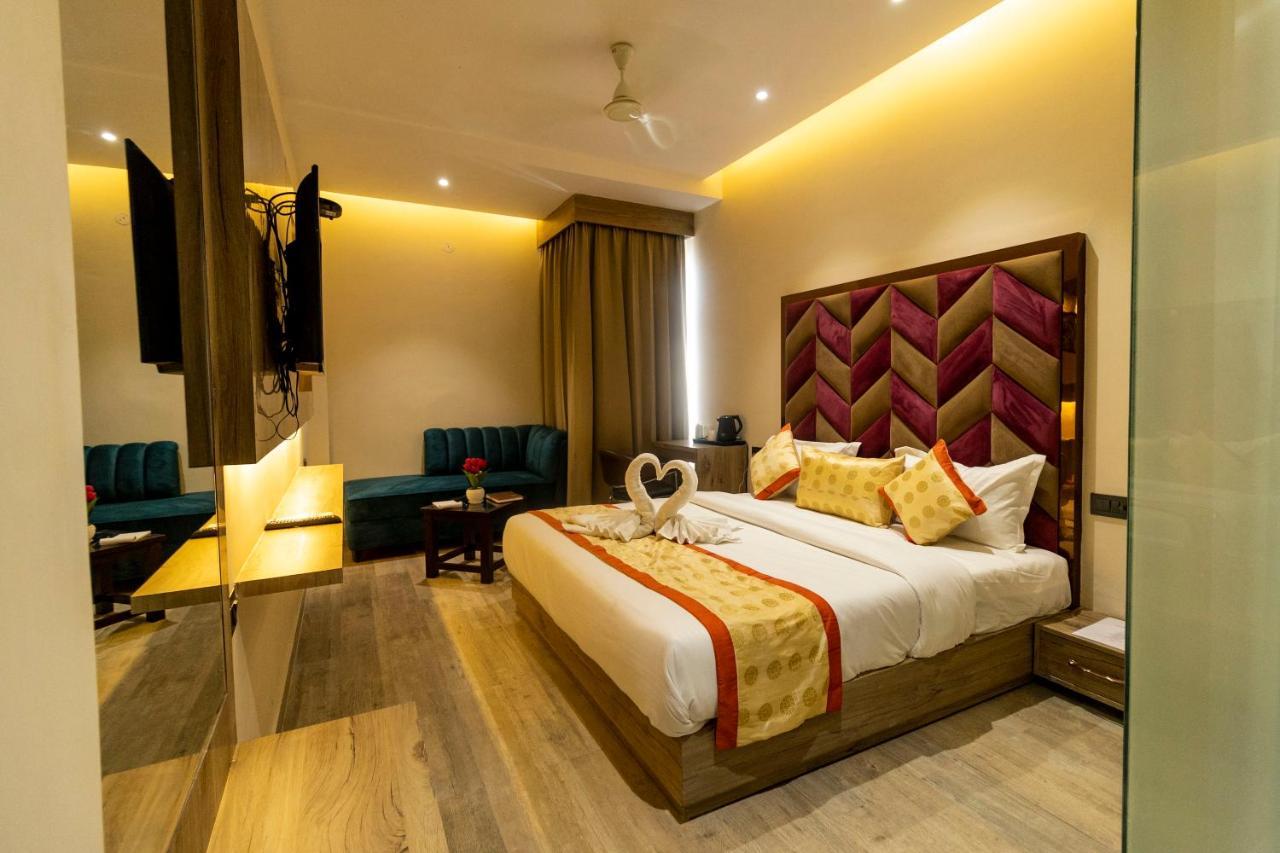 Hotel Golden Lotus Amritsar Eksteriør bilde