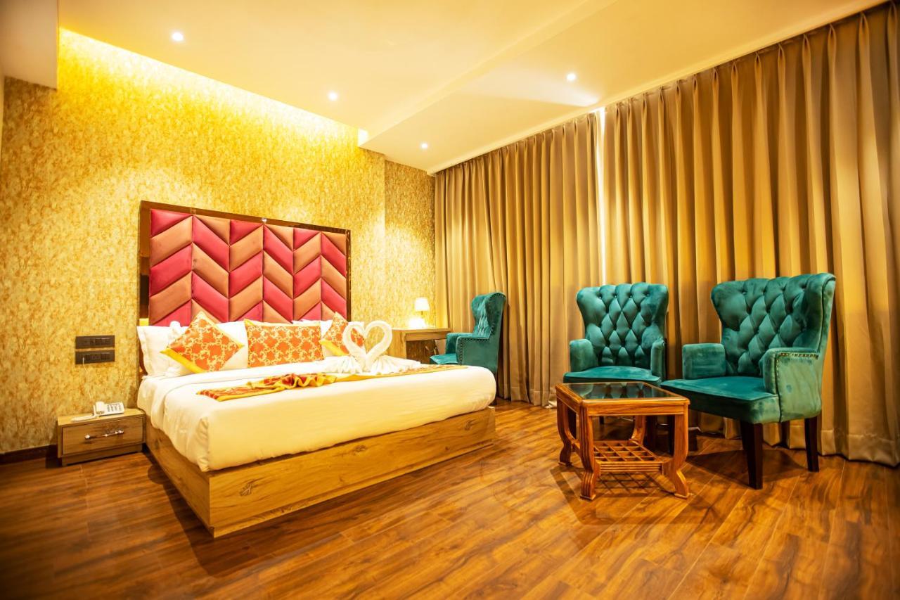 Hotel Golden Lotus Amritsar Eksteriør bilde